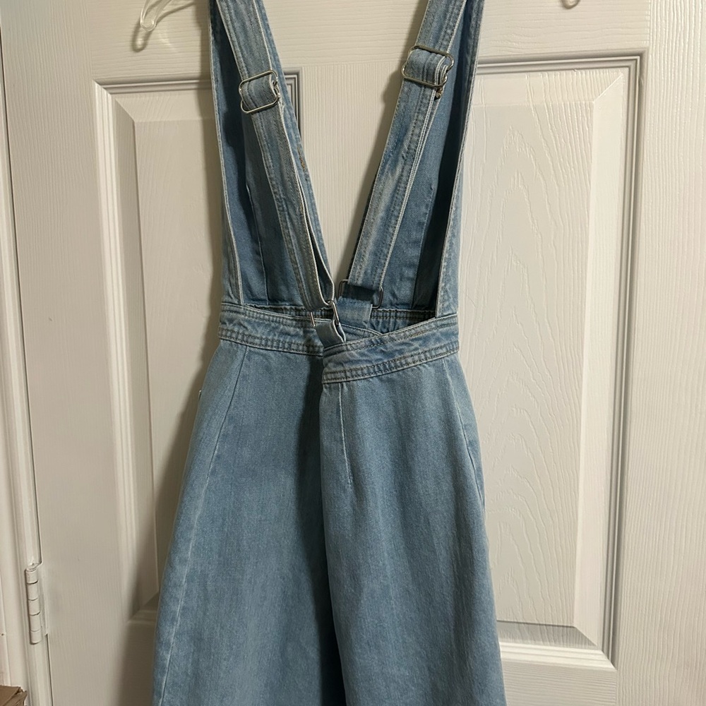 Urban Outfitters BDG Denim Deep Plung V Neck Shortall Overall Dress Size 2 - Picture 4 of 5